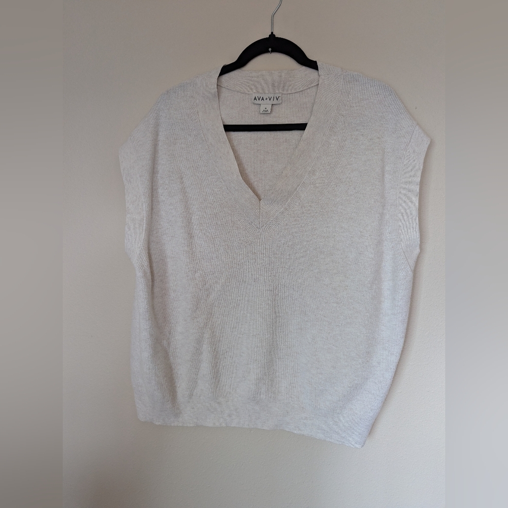 Ava & Viv Women's V-Neck Sweater Vest - Cream Size 1X